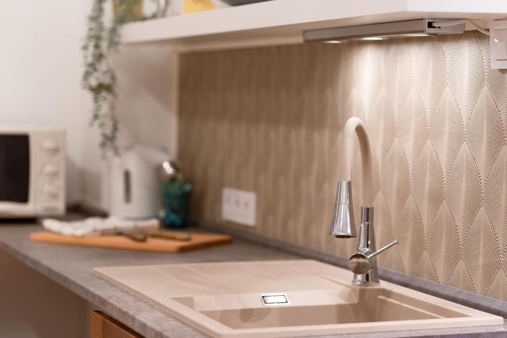 Brandnewchainbridgehome For 2-Fastwifi/Ac/Smarttv Budapest Esterno foto