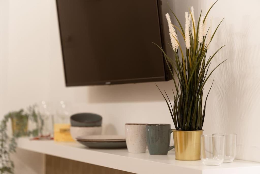 Brandnewchainbridgehome For 2-Fastwifi/Ac/Smarttv Budapest Esterno foto